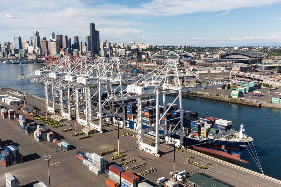 Containerbetrieb im Hafen von Seattle, Teil der NWSA-Regionalpartnerschaft (CREDIT: NWSA)