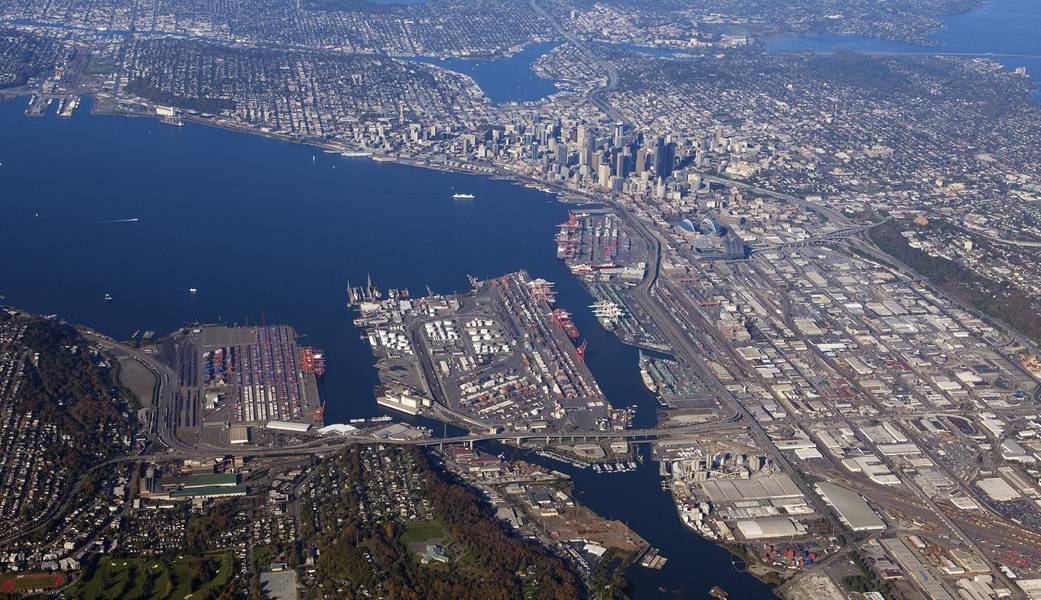 Luftaufnahme der NWSA Seattle Docks (CREDIT: NWSA)