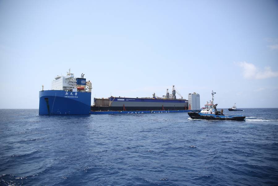 浮船坞抵达DSCu（照片：Damen Shipyards）