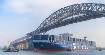 Die Bayonne - Brücke (Das Wachstum ist zum Teil auf die Fertigstellung des Bayonne - Brücken - Räumungsprojekts im Juni 2017 zurückzuführen, bei dem die Räumung unter der Brücke von 151 Fuß auf 215 Fuß erhöht wurde, wodurch die größten Containerschiffe der Welt unter ihr hindurchfahren konnten dienen Hafenterminals in New York und New Jersey.) Kredit: Port NY / NJ