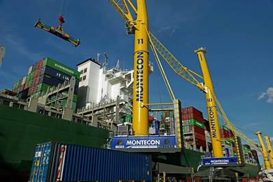 • Dois LHM 800 já estão operando no porto de Montevidéu, no Uruguai. (Foto: Guindastes Marítimos Liebherr)