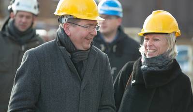 Kristian Sætre, el gerente del patio Ulstein Verft y Gunvor Ulstein, CEO del grupo Ulstein, fueron algunos de los participantes Foto Grupo Ulstein