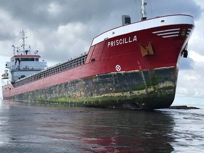 MV Priscilla。照片：Hm Coastguard，THURSO RNLI