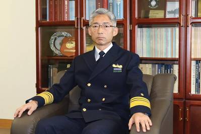 شويتشي إيوانامي ، القائد ، خفر السواحل الياباني. صورة: JCG