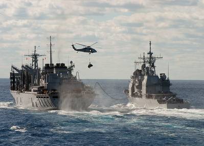 صورة الملف: سفن حربية تابعة للبحرية الأمريكية جارية وتشارك في التجديد الجاري. الائتمان: البحرية الأمريكية