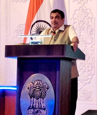 نيتين جادكاري ، وزير النقل الهندي. الصورة: PIB