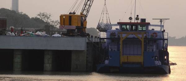 Pic: Autoridad de vías navegables interiores de la India