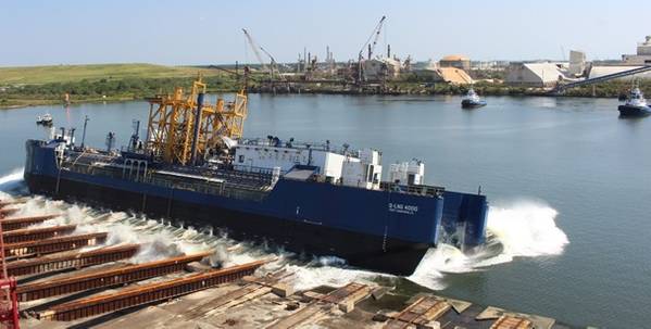 Η φορτηγίδα πλοίων Q-LNG 4000 ξεκίνησε από τον κατασκευαστή VT Halter Marine (φωτογραφία: VT Halter Marine)