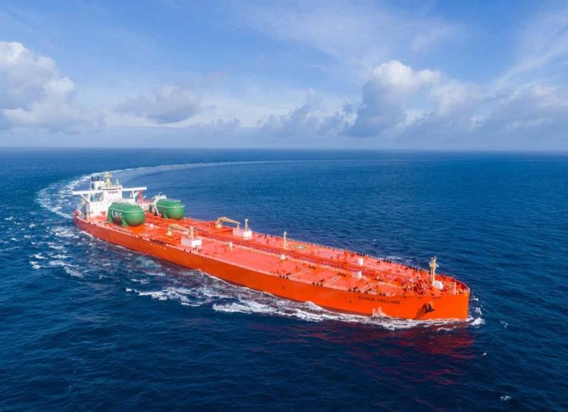 Aet Delivers Lng Dual Fuel Vlcc To Shell