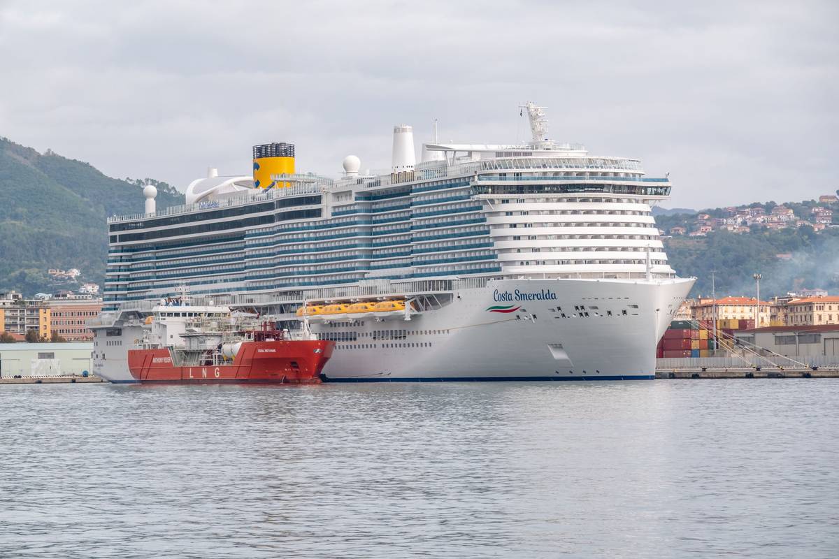 Costa Cruises Completes Italy's First LNG Bunkering