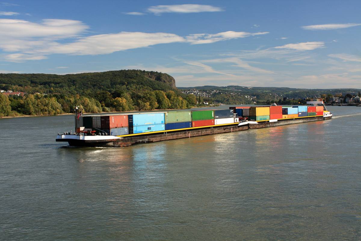 Record Low Rhine Levels Hampers Barge Trade