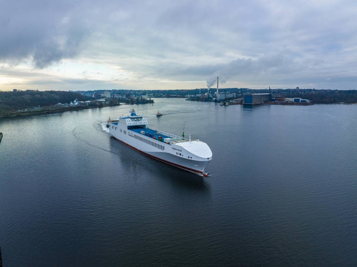 RoRo ferry MV Tennor Ocean sets off for Test Voyage