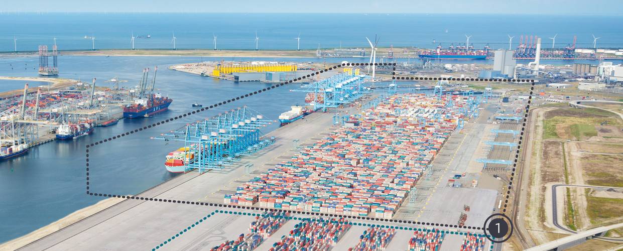 Dutch Terminal Places Largest Single Crane Order to ABB and Kuenz