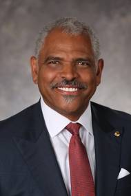 Arnold Donald (Photo: Carnival Corporation)