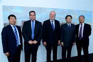 From left - CHEN Bangxiong, Assistant of Profession Qualification Authority of Ministry of Transport of China; WATERSCHOOT Kristof, managing director of APEC; VAN PEEL Marc, president of the Antwerp Port Authority; CHEN Xiaoping, Deputy Counselor of Profession Qualification Authority of Ministry of Transport of China; WU Keren, Deputy general Manager of Odfjell Dalian Port Consulting Co. Ltd.