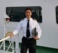 拉贝尔队长冈萨雷斯。照片礼貌NYK-Filship Management Inc.