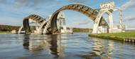 Weir complex at Nederrijn. (Photo: Radion Holland)