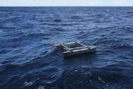 Deployment of a catamaran, taking plankton samples from the water surface. Afterwards these plankton samples are checked for microplastic particles. (Photo Alfred-Wegener-Institut Gunnar Gerdts)