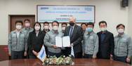 The AIP handover ceremony took place at the DHSC headquarters in Mokpo, South Korea: Front row: Yang Soo Kang (DHSC), Jeong Eun Lee (DNV GL), Dae-Seong Jeong (DHSC), Vidar Dolonen (DNV GL), Kyung Seok Lee (DHSC), Sung Ho Shin (DNV GL), Young Wook Min (DHSC). Back row: Seung Gan Kim (DHSC), Kyong Ho Kim (DNV GL), Yong Shik Choi (DHSC), Keum Il Yoo (DHSC). Image: DNV GL