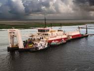 Marine dredge E. W. Ellefsen working on the lower Mississippi River.