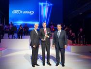 (from l. to r.) Matthias Müller, Chairman of the Board of Management of Volkswagen AG, Dr. Ottmar Gast, Chairman of the Executive Board of Hamburg Süd, Dr. Francisco Javier Garcia Sanz, Member of the Board of Management of Volkswagen AG responsible for Procurement (Photo: Hamburg Süd)