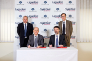 (L-R) Neil McMaster, GAC Dubai’s General Manager – Contract Logistics, Ronald Lichtenecker, GAC Dubai’s Managing Director, Vadim Motlik, Lagardère Travel Retail’s UAE CEO, and Alex Pardo, Lagardère Travel Retail's Supply Chain Director (Photo: GAC Group)
