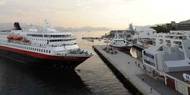 MS Nordlys Docking: Photo courtesy of Hurtigruten