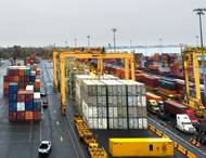 Photo: Liebherr Container Cranes