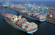 File photo: Maersk containerships at Pier 400 in Los Angeles (Photo: APM Terminals)