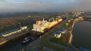 Qatargas’ Al Safliya Transiting the Expanded Canal on May 12 (Photo: ACP)
