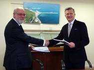 Bill Reeves, CEO of Portland Port and Slawomir Kalicki, the Group President of Inter Marine (Photo: Inter Marine Group)