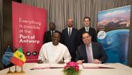 Last row, from left to right Omar Guèye, minister of Fishing and Maritime Economy of Senegal – Prime Minister of Belgium Charles Michel – Vice Prime Minister of Belgium Alexander De Croo front row, from left to right Aboucacar Sedikh Beye, CEO of the port of Dakar – Kristof Waterschoot, managing director of PAIAPEC (subsidiaries of the port of Antwerp) Photo Port of Antwerp )