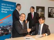 Left to right: Standing: APM Terminals CEO Kim Fejfer and Qingdao Port Group Chairman Zheng. Seated: APM Terminals CFO Henrik Lundgaard Pedersen and Wang, Head of Business Development for Qingdao Port Group. Photo: APM Terminals