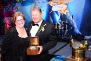 Seafarers' House Executive Director Lesley Warrick with Guy Harvey (Photo: Seafarers’ House)