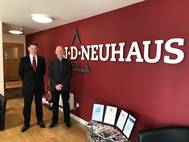 Steve Walker, managing director of JD Neuhaus (left); and Colin Naylor, managing director of Lifting Gear Hire. (Photo: LGH)