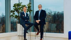 L to R: Ivo-Paul Tummers & New CEO Geert-Jan den Besten. Image courtesy Tidalis