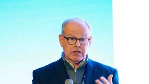 The port’s Chief Operating Officer, Joseph P. “Joe” Ruddy, was given Signal Mutual’s Executive Leadership Award in recognition of the effort to instill a culture of safety throughout The Port of Virginia. © Port of Virginia