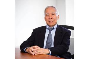 Dr. Kam W. Ng