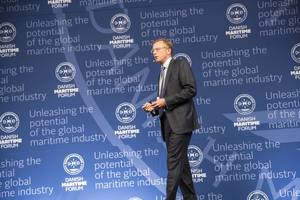  Nils Andersen delivers the closing keynote at the Danish Maritime Forum on October 8 in Copenhagen as part of the weeklong Danish Maritime Days. (Photo courtesy of Danish Maritime Days)