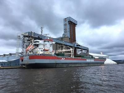 Fivelborg loading beet pulp pellets Gavilon Grain Port of Duluth-Superior
Provided by Duluth-Seaway Port Authority