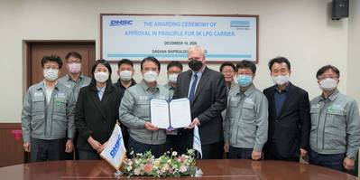 The AIP handover ceremony took place at the DHSC headquarters in Mokpo, South Korea: Front row: Yang Soo Kang (DHSC), Jeong Eun Lee (DNV GL), Dae-Seong Jeong (DHSC), Vidar Dolonen (DNV GL), Kyung Seok Lee (DHSC), Sung Ho Shin (DNV GL), Young Wook Min (DHSC). Back row: Seung Gan Kim (DHSC), Kyong Ho Kim (DNV GL), Yong Shik Choi (DHSC), Keum Il Yoo (DHSC). Image: DNV GL