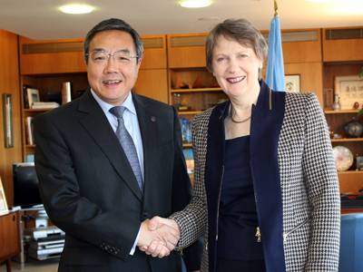 UNDP Administrator Helen Clark with IMO Secretary-General Koji Sekimizu (Photo: IMO)