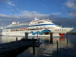 "AIDAcara" in the port of Kiel (Photo: Port of Kiel)