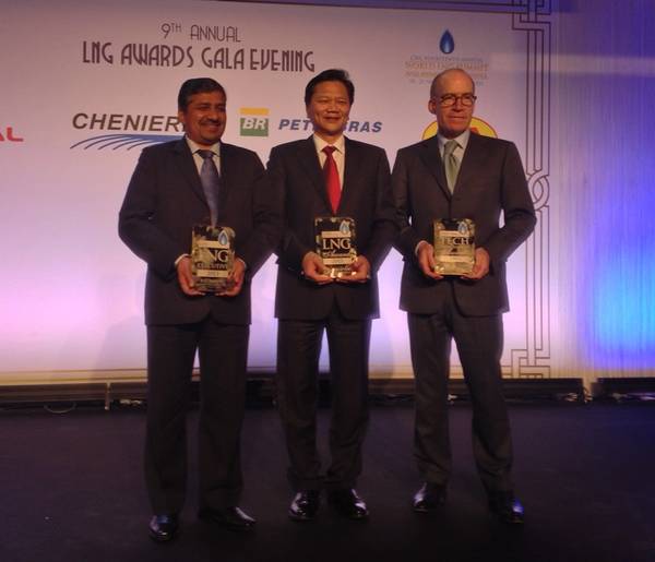 The Award was presented by Mr. Brian Haggerty of Woodside energy Ltd. to Philippe Berterottière, GTT Chairman and CEO, who declared, “We are honored by this award which recompenses all the talents and efforts of the GTT innovation and technical teams, not only recently but also during the last fifty years.”