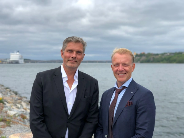 Bjorn Fischer (left),  Managing Director of SwedAgency AB with Johan Ehn (right), Managing Director, GAC Sweden (Photo: GAC Sweden) 