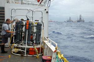 A cable-lowered sampling system was used to collect samples for lab analysis of the plume. (Credit: WHOI/Dan Torres)