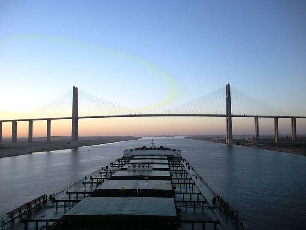 Bulk Carrier: Photo credit CCL Aashay Baindur