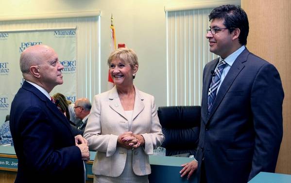 Chilean Trade Commissioner Sacha Garafulic, right, chats about trade growth opportunities with, from left, Port Manatee Executive Director Carlos Buqueras and Manatee County Port Authority Chairwoman Vanessa Baugh. (Photo: Port Manatee)