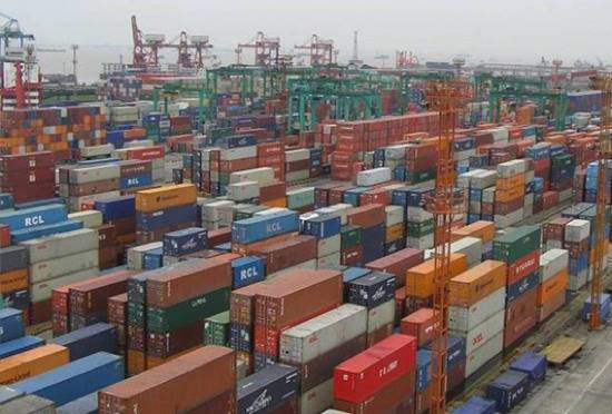 Container Terminal: Photo credit LR