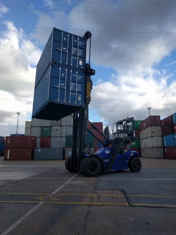 Cooper Specialized Handling has supplied the first of SANY's new generation of empty container handlers to go into service in the U.K. to Maritime's Leeds depot. (Photo: Cooper Specialized Handling)